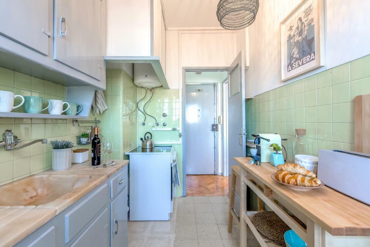 Renovated Sunny Apartment With Amazing Sunset Balcony , By Timecooler ลิสบอน ภายนอก รูปภาพ